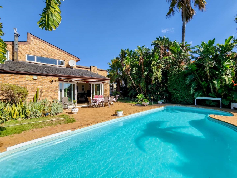 To Let 3 Bedroom Property for Rent in Zeekoevlei Western Cape